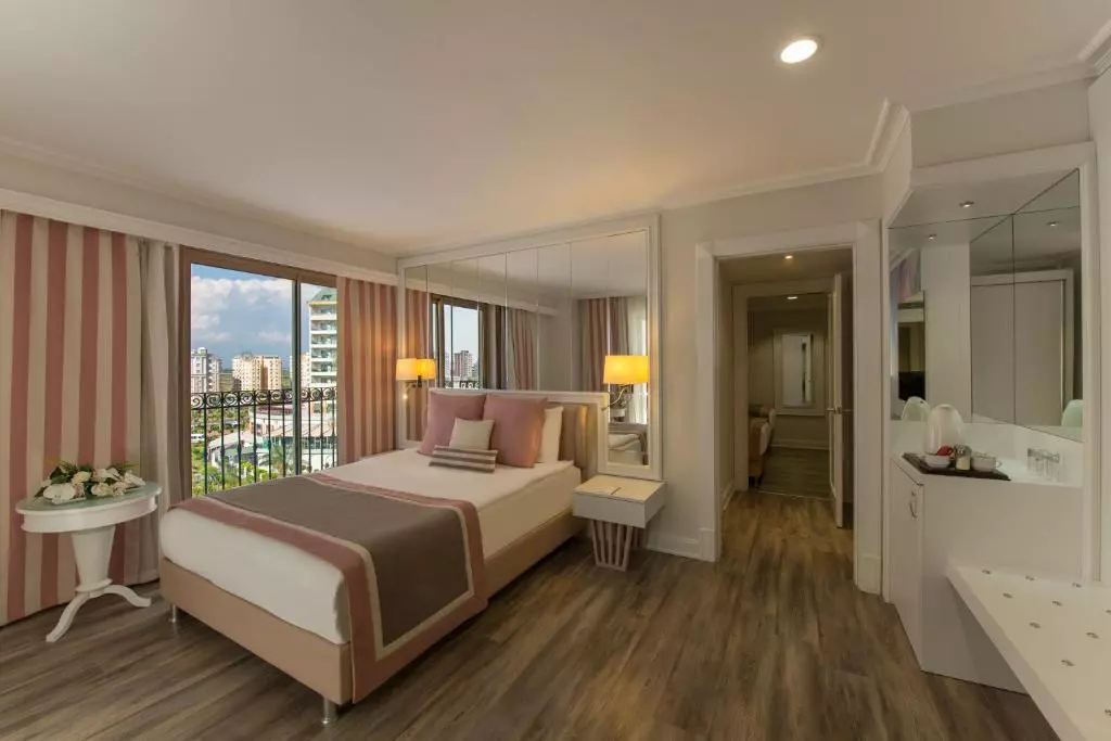 اتاق DELPHIN DIVA PREMIERE