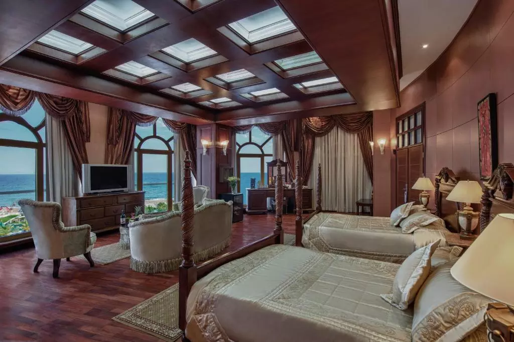 اتاق DELPHIN DIVA PREMIERE