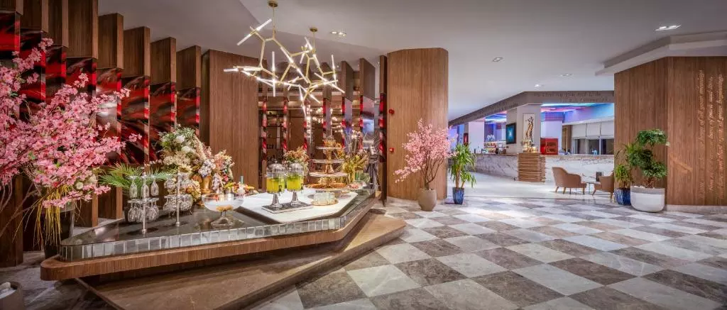 لابی DELPHINE BE GRAND