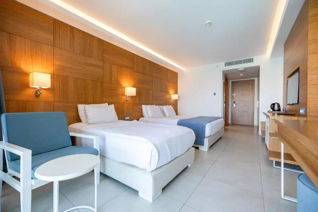 اتاق Infinity By Yelken