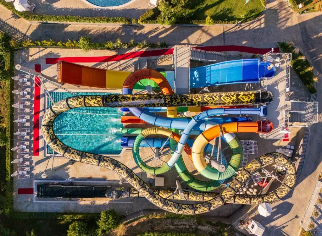 پارک آبی MYLOME LUXURY RESORT