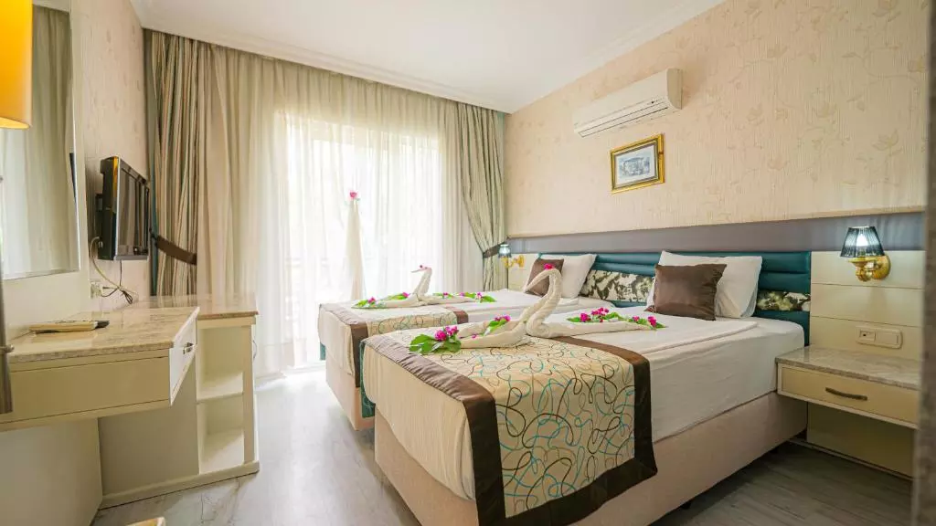 اتاق Rios Latte Beach Hotel