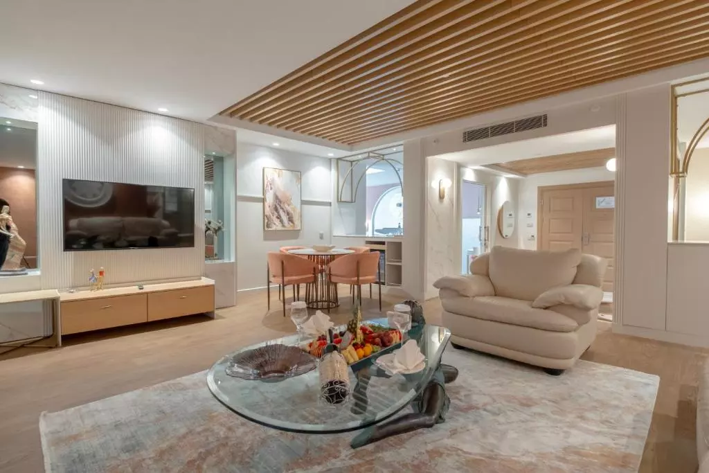 اتاق FAME RESIDENCE LARA