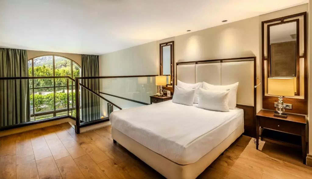 اتاق JUJU PREMIER