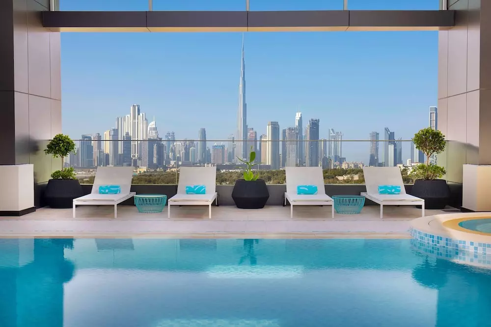 استخر RESIDENCE INN BY MARRIOTT SHEIKH ZAYED