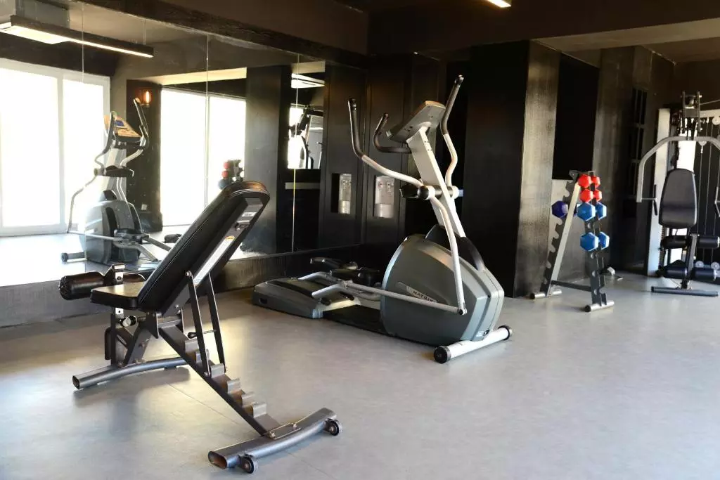 باشگاه Le Bleu Hotel & Resort