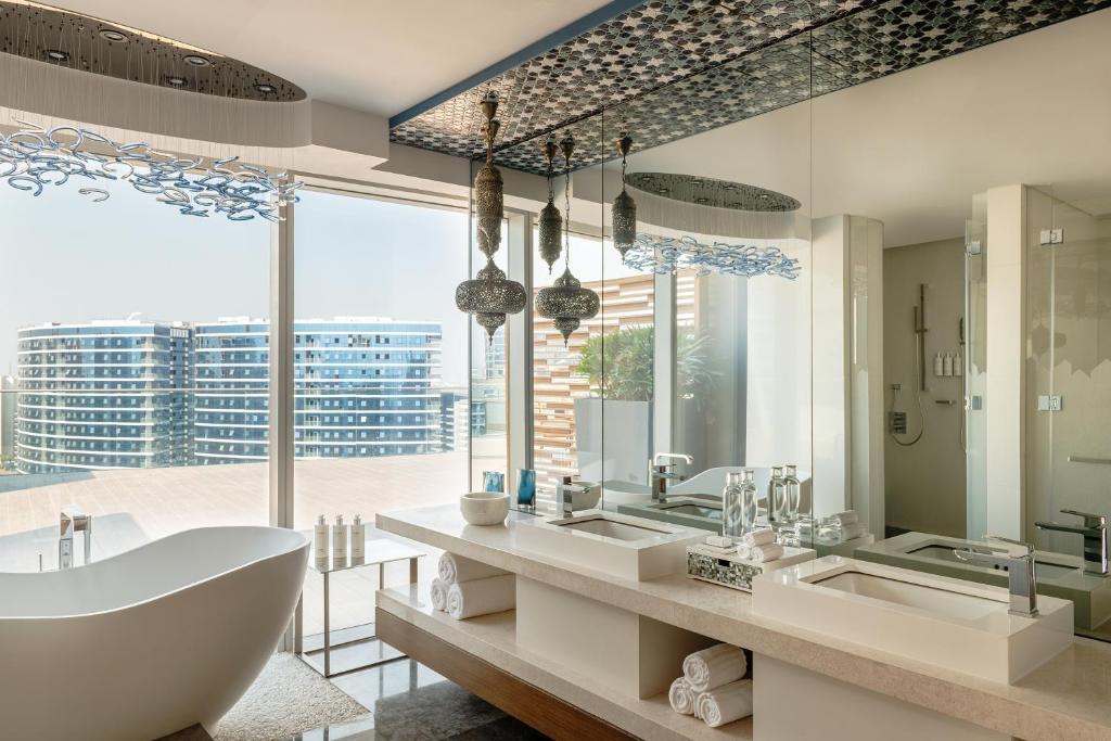 سرویس بهداشتی MARRIOTT MARQUIS