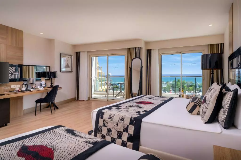 اتاق Delphin Imperial Lara Hotel Antalya