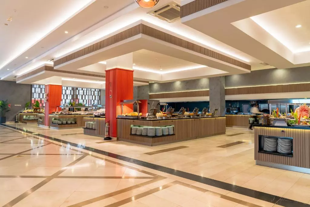 رستوران HOTEL KORUMAR EPHESUS