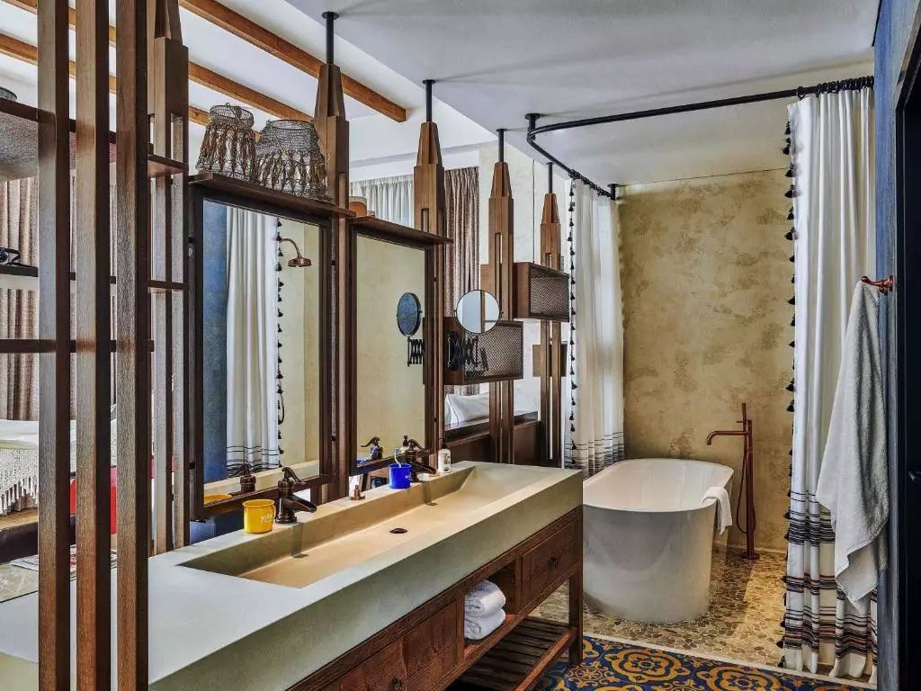 سرویس بهداشتی 25HOURS HOTEL ONE CENTRAL