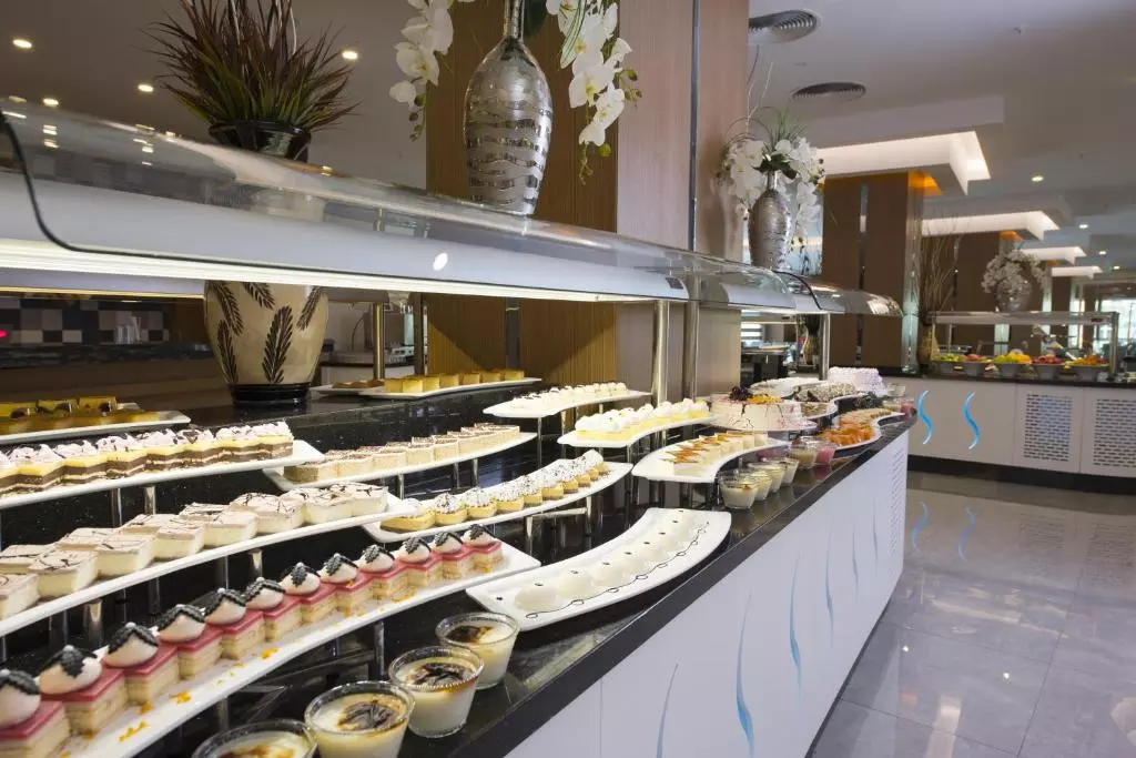 رستوران ASIA BEACH RESORT