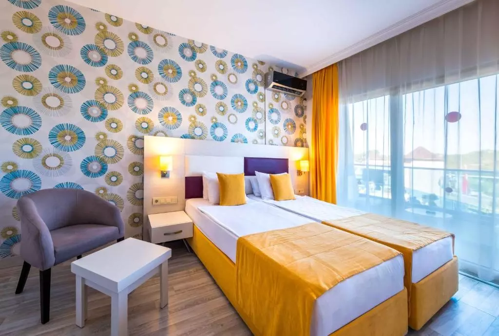 اتاق Ramada Resort Side