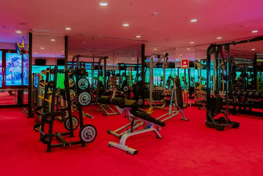 باشگاه CLUB HOTEL SERA (CLUB)