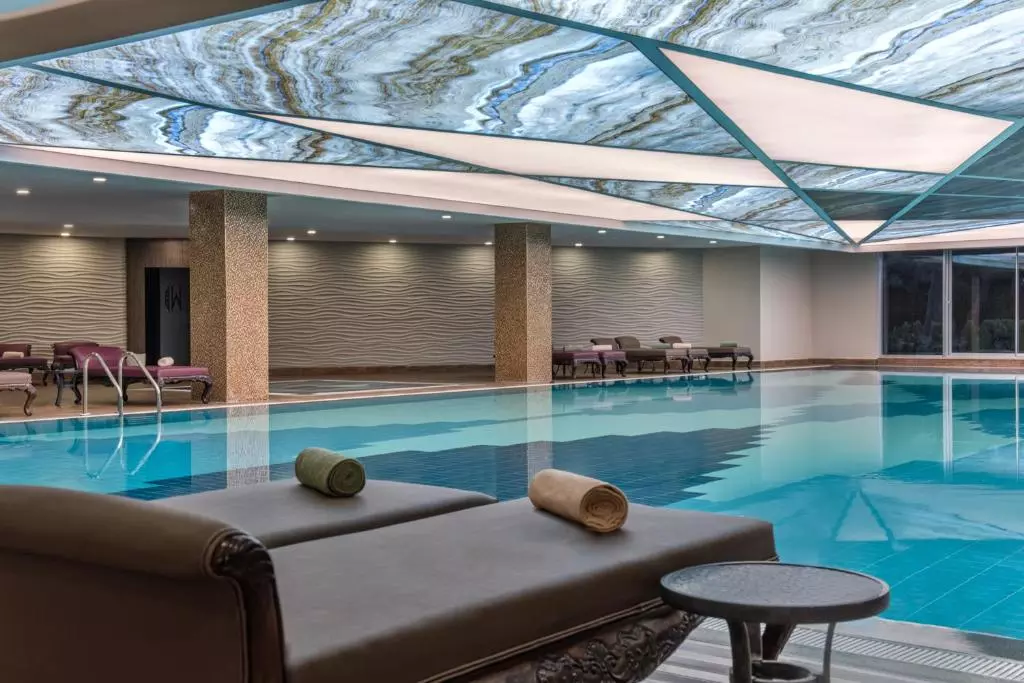 استخر Delphin BE Grand Resort Hotel Antalya