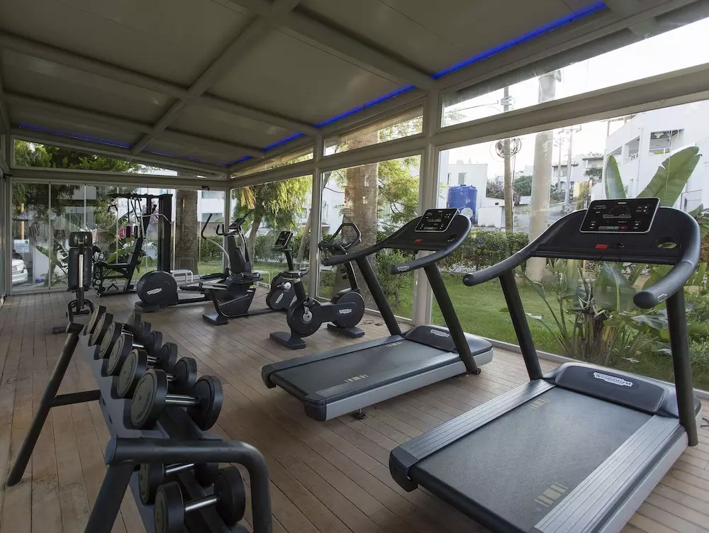 باشگاه CHARM BEACH