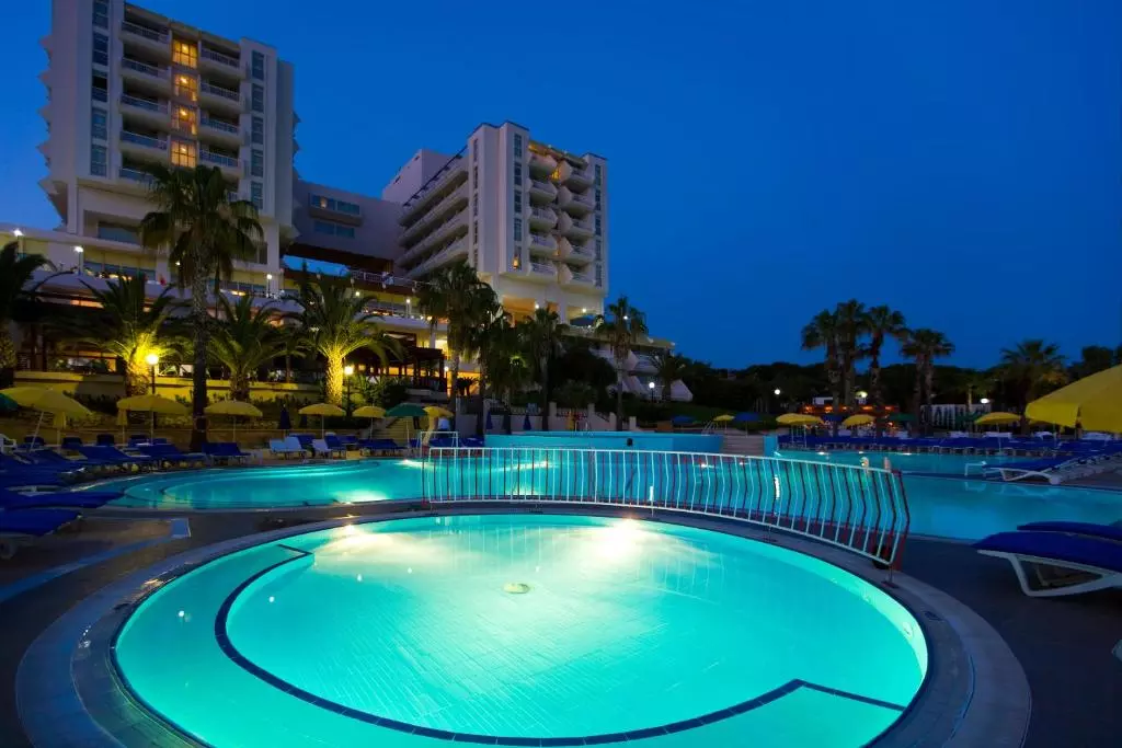 Fantasia Hotel De Luxe