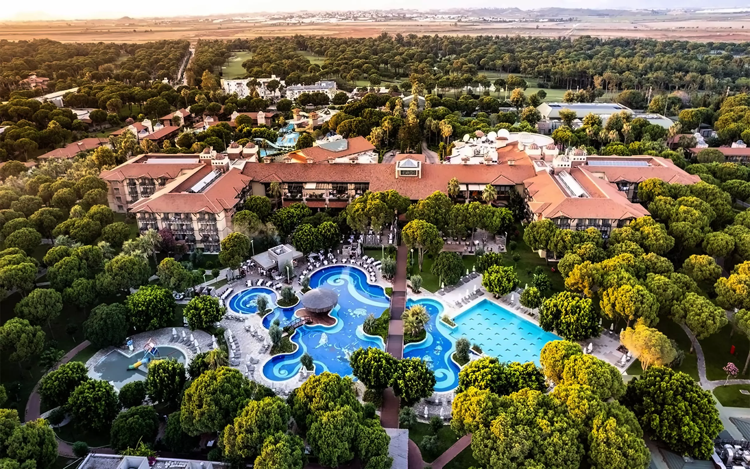 هتل گلوریا گلف