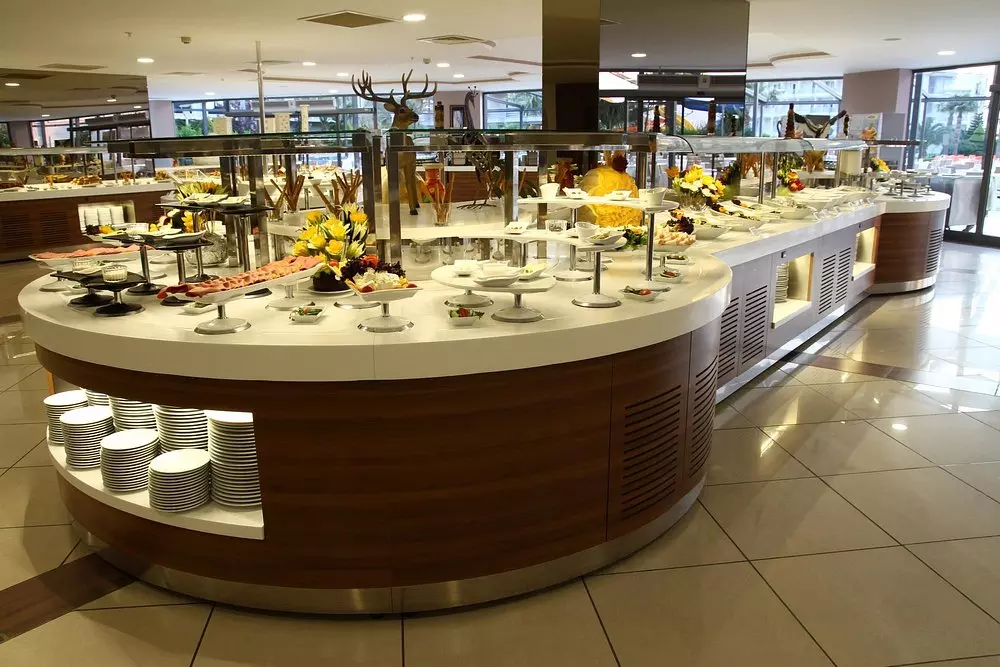 رستوران HOTEL GREEN NATURE RESORT