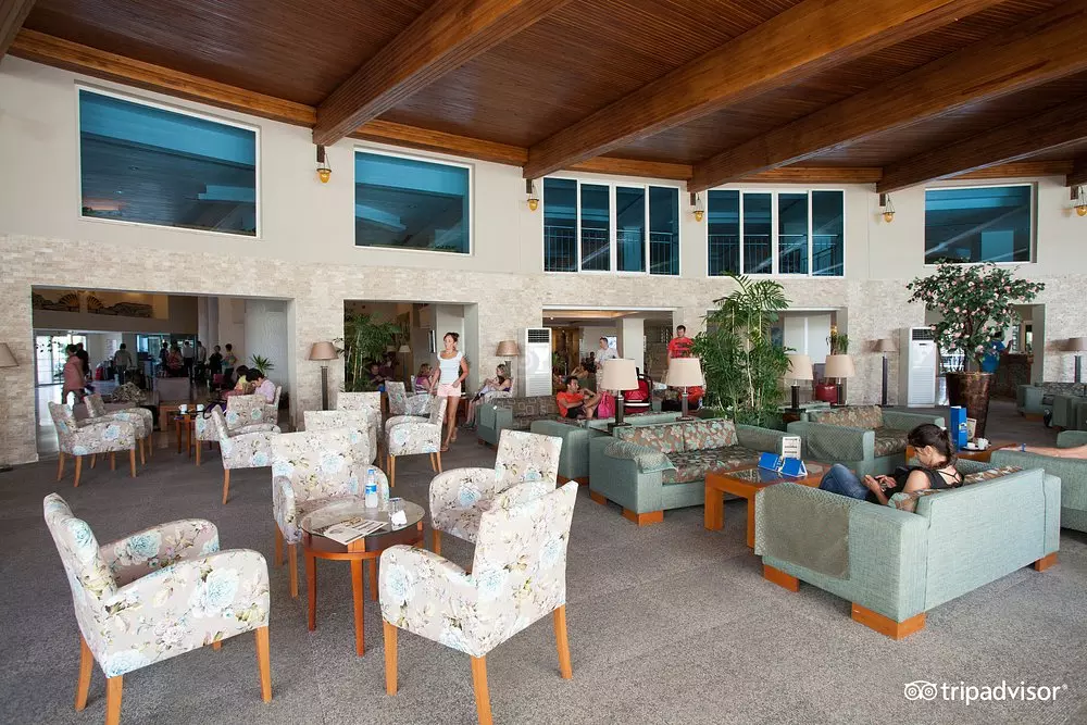 لابی SEALIGHT RESORT KUSADASI
