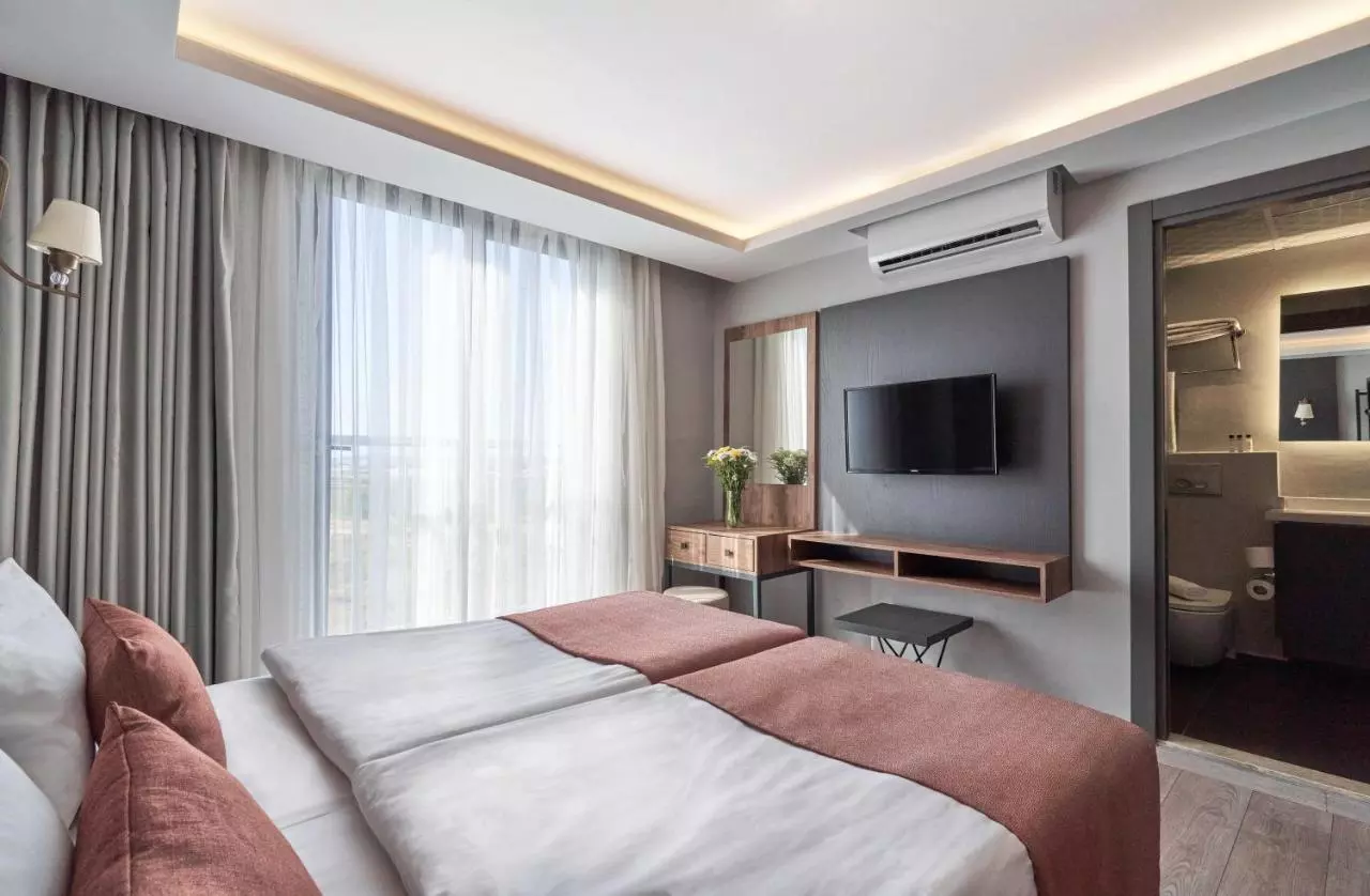 اتاق LAVIA LARA(EX ARMAS LARA)