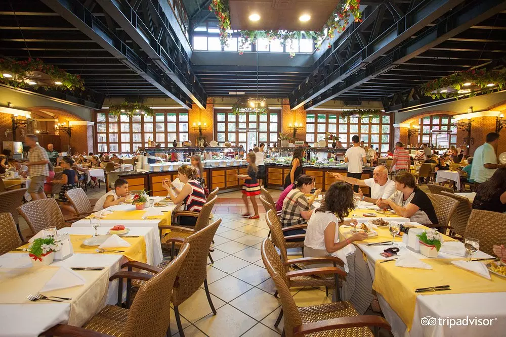 رستوران GRAND YAZICI CLUB TURBAN TERMAL