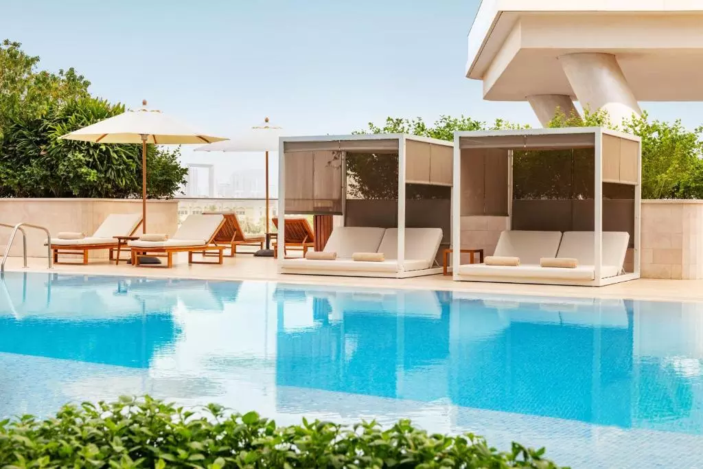 استخر MARRIOTT MARQUIS